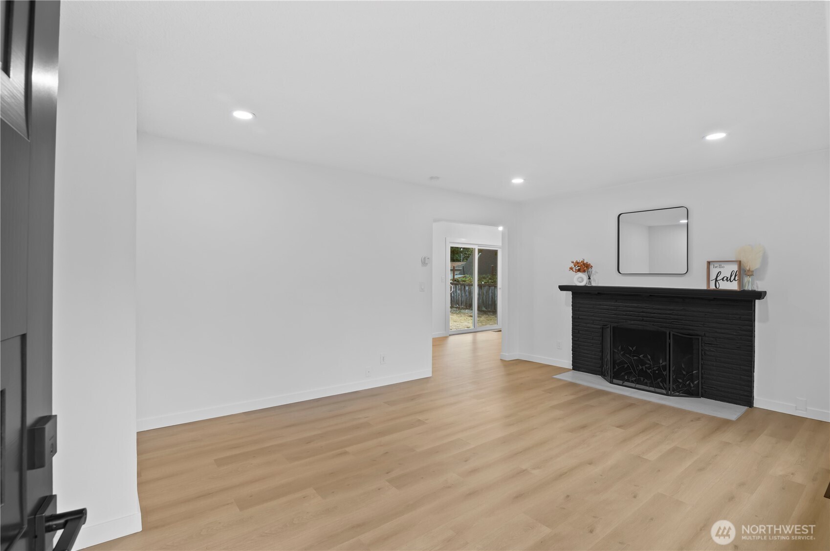 7702 202nd Place Southwest Edmonds, WA 98026 - Photo 4 of 21