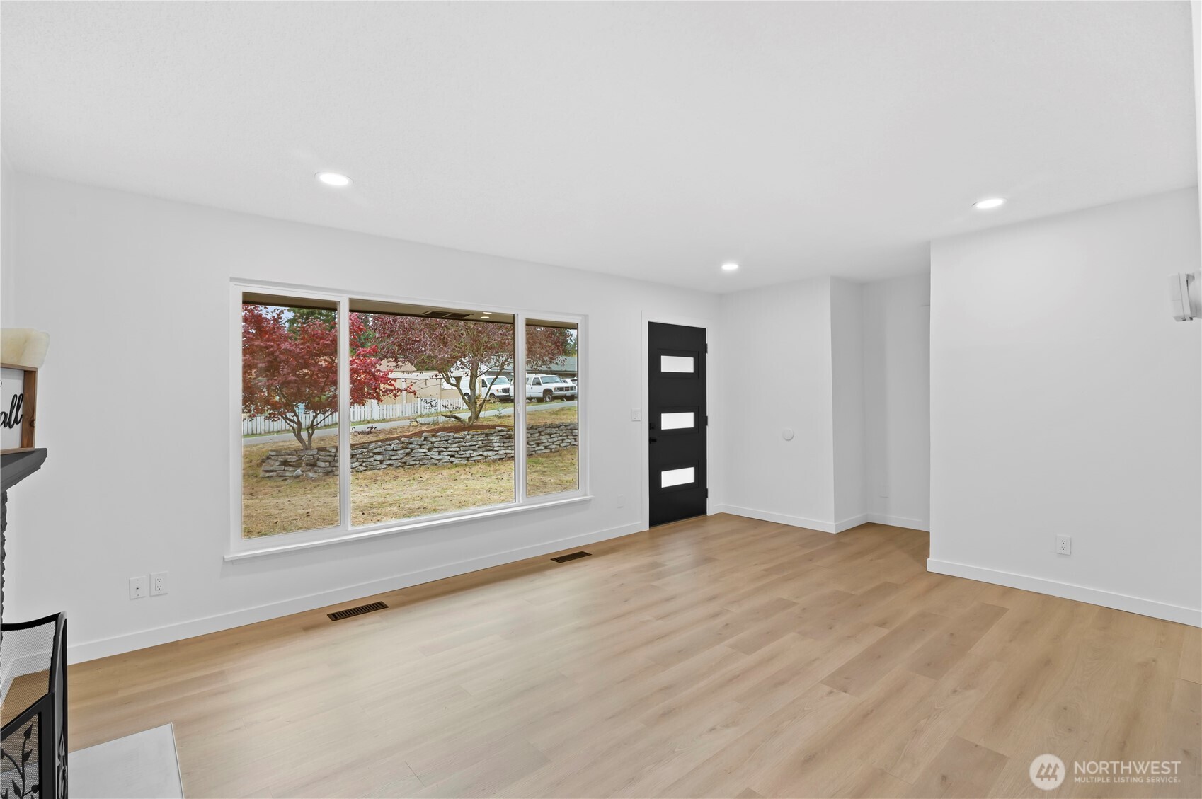 7702 202nd Place Southwest Edmonds, WA 98026 - Photo 5 of 21