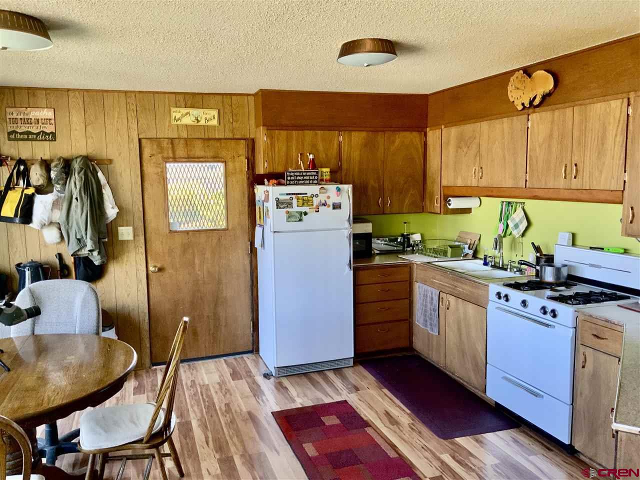 437 Cove Road Gunnison, CO 81230 - Photo 4 of 17 Gallery Image 4