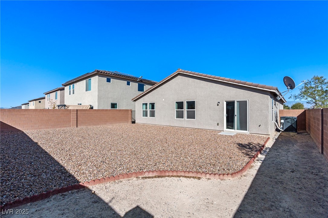 475 Basin Fls Street Indian Springs, NV 89018 - Photo 34 of 37
