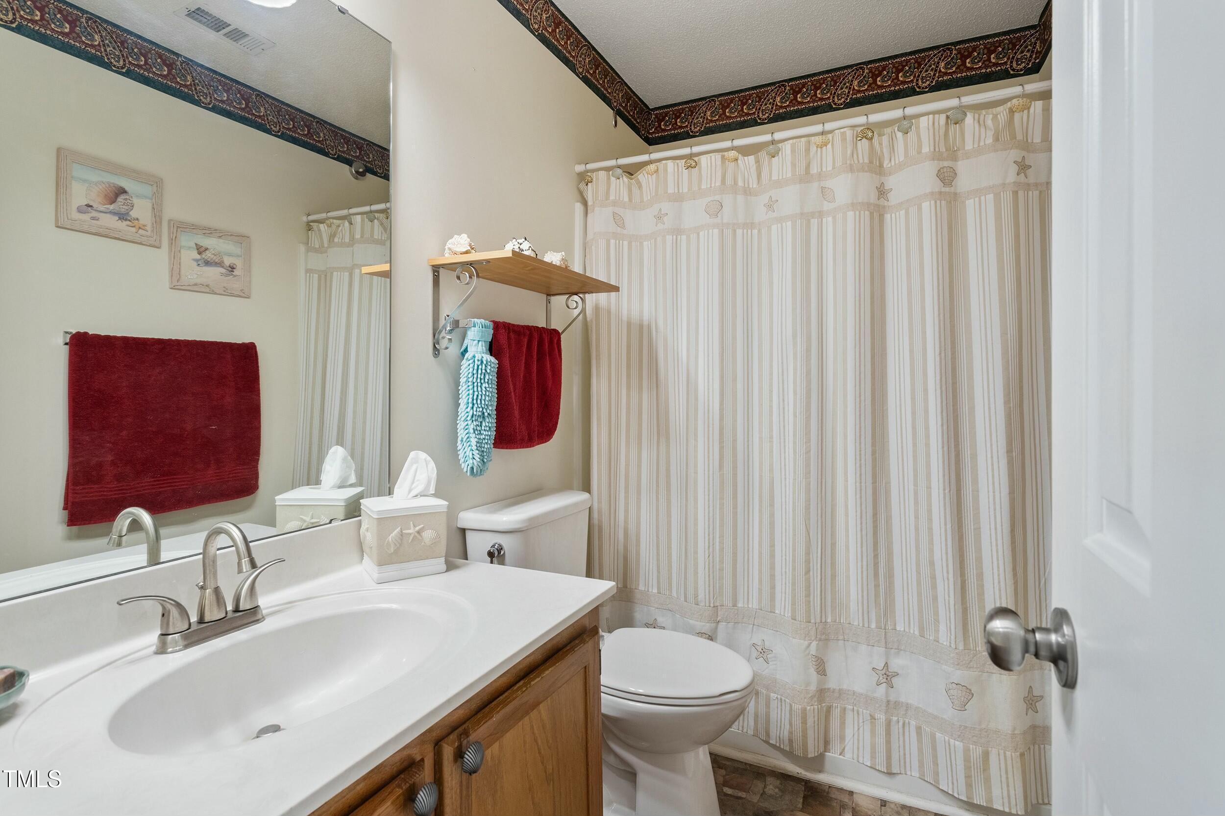 11821 Fairlie Place Raleigh, NC 27613 - Photo 14 of 34 tempImageMbcsJW