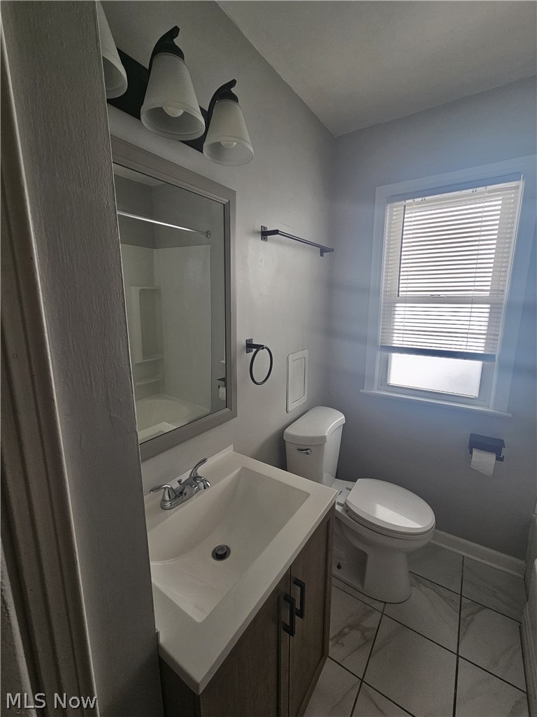 3709 Woodridge Road Cleveland Heights, OH 44121 - Photo 5 of 8