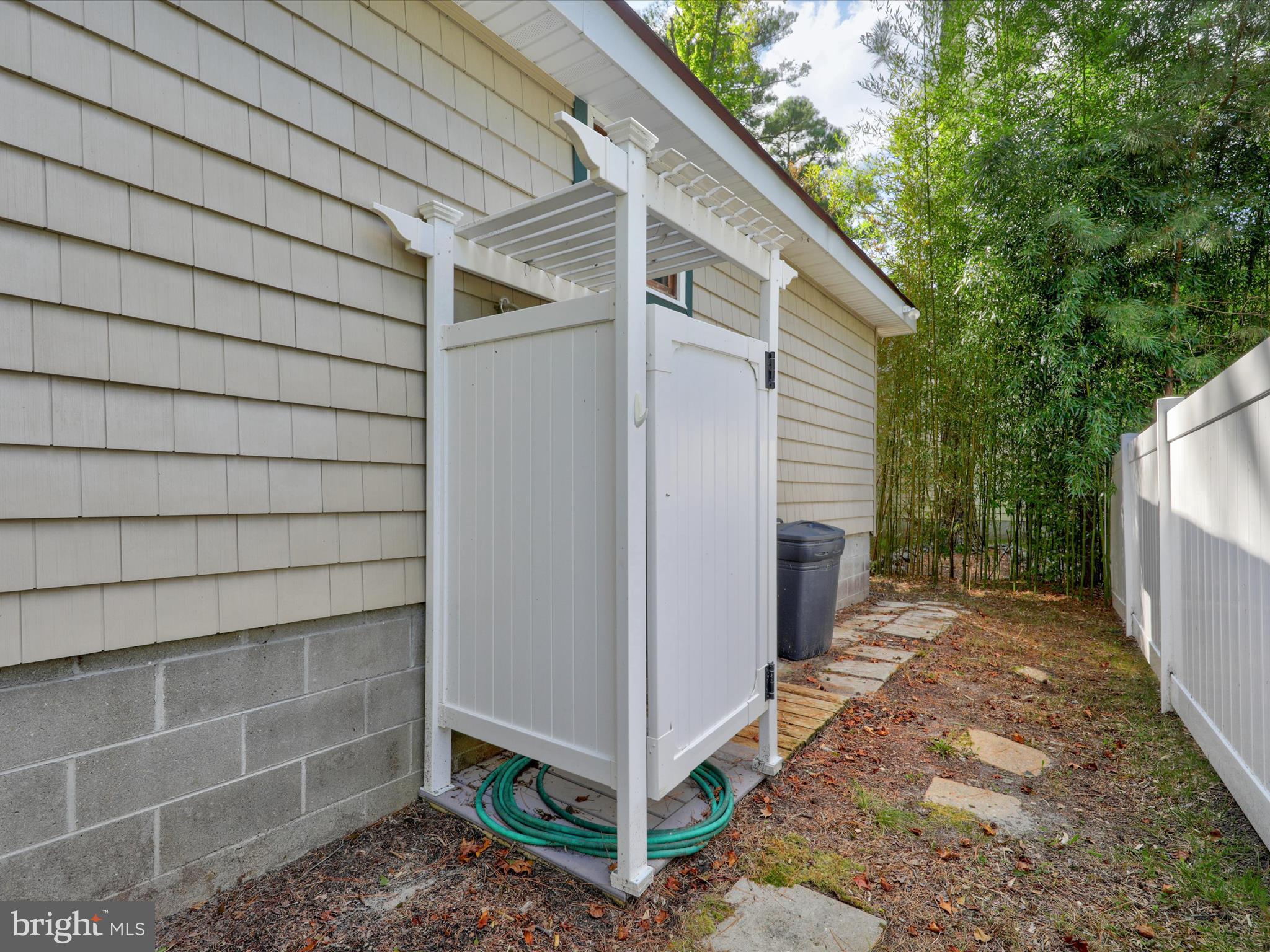 33314 Argyle Lane Bethany Beach, DE 19930 - Photo 37 of 40 Outside shower