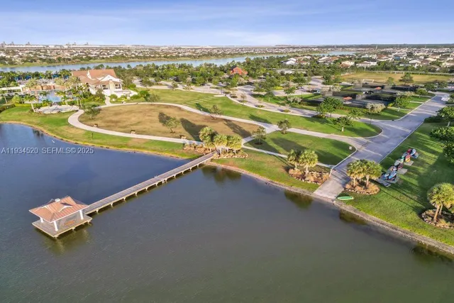 $3,700 | 19594 Broad Shore Walk, Unit 19594, Loxahatchee, FL 33470