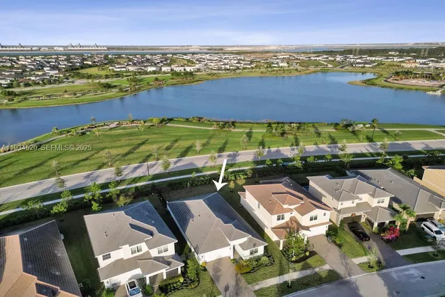 $3,700 | 19594 Broad Shore Walk, Unit 19594, Loxahatchee, FL 33470