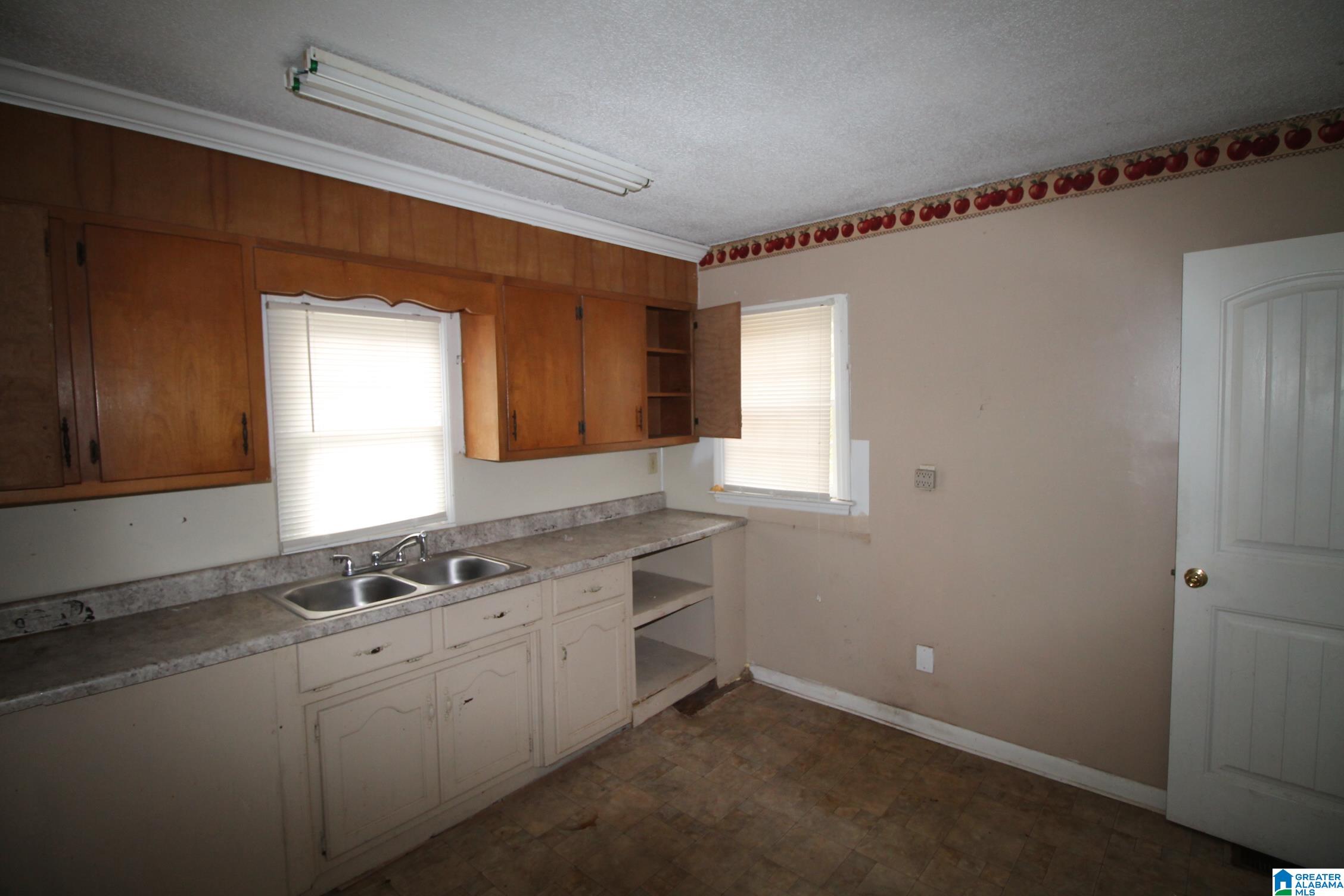 224 Oregon Street Birmingham, AL 35224 - Photo 4 of 15