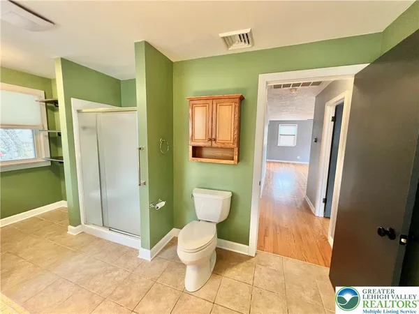 $2,300 | 2121 7th Street, Bethlehem, PA 18020