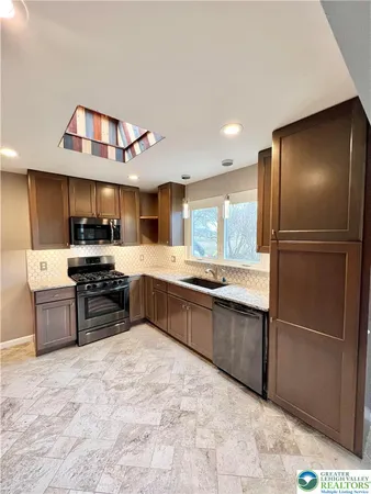 $2,300 | 2121 7th Street, Bethlehem, PA 18020