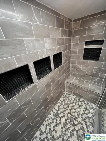 $2,300 | 2121 7th Street, Bethlehem, PA 18020