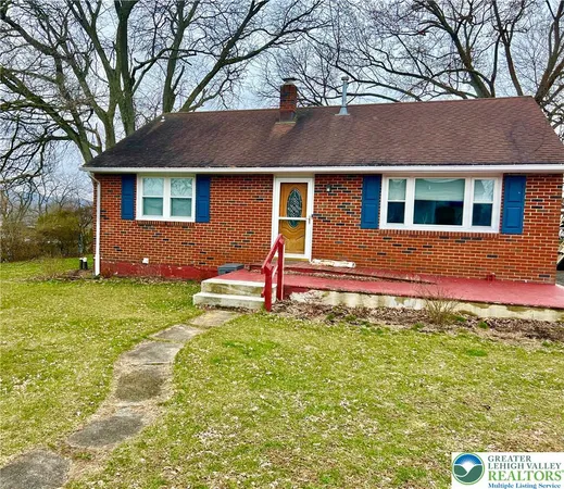 $2,300 | 2121 7th Street, Bethlehem, PA 18020