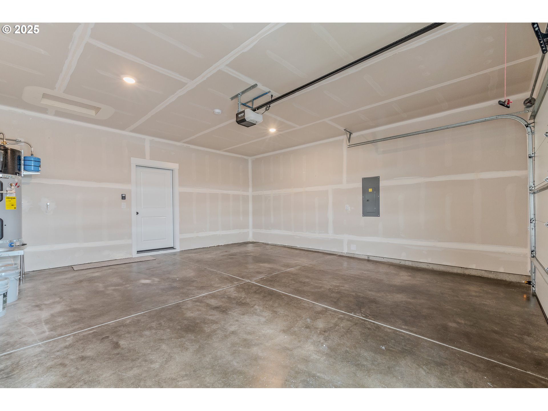 623 Vertex Street Winlock, WA 98596 - Photo 31 of 38 a view of empty room