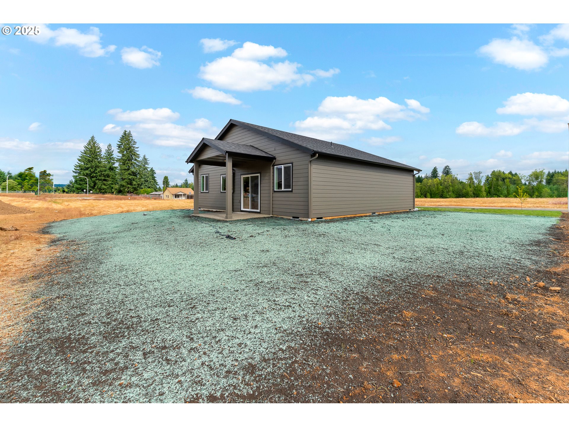 623 Vertex Street Winlock, WA 98596 - Photo 36 of 38 a view of backyard of house