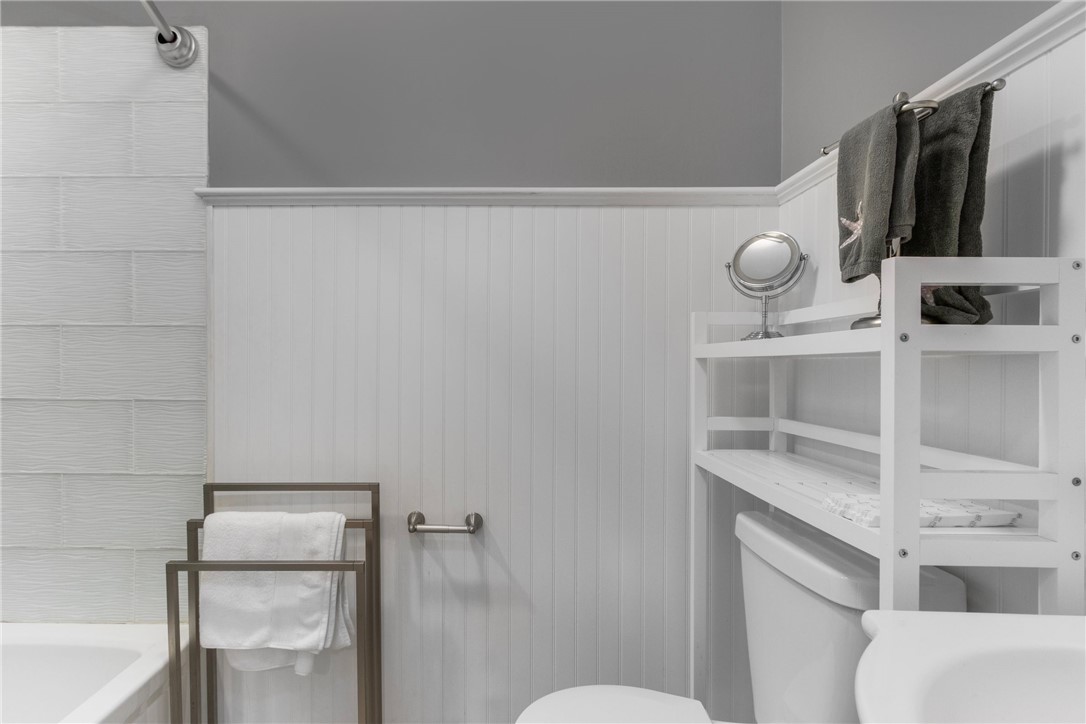 213 Corey Lane, Unit 213 Middletown, RI 02842 - Photo 36 of 40
