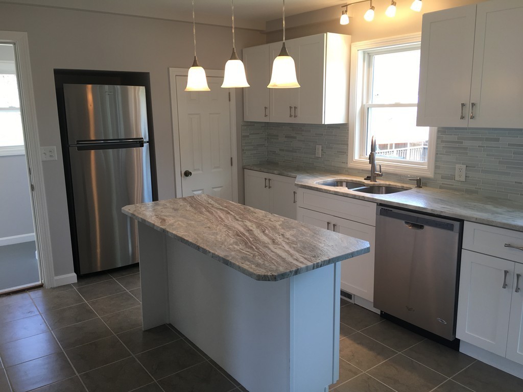 141 West Main Street Ware, MA 01082 - Photo 4 of 22 Gallery Image 4
