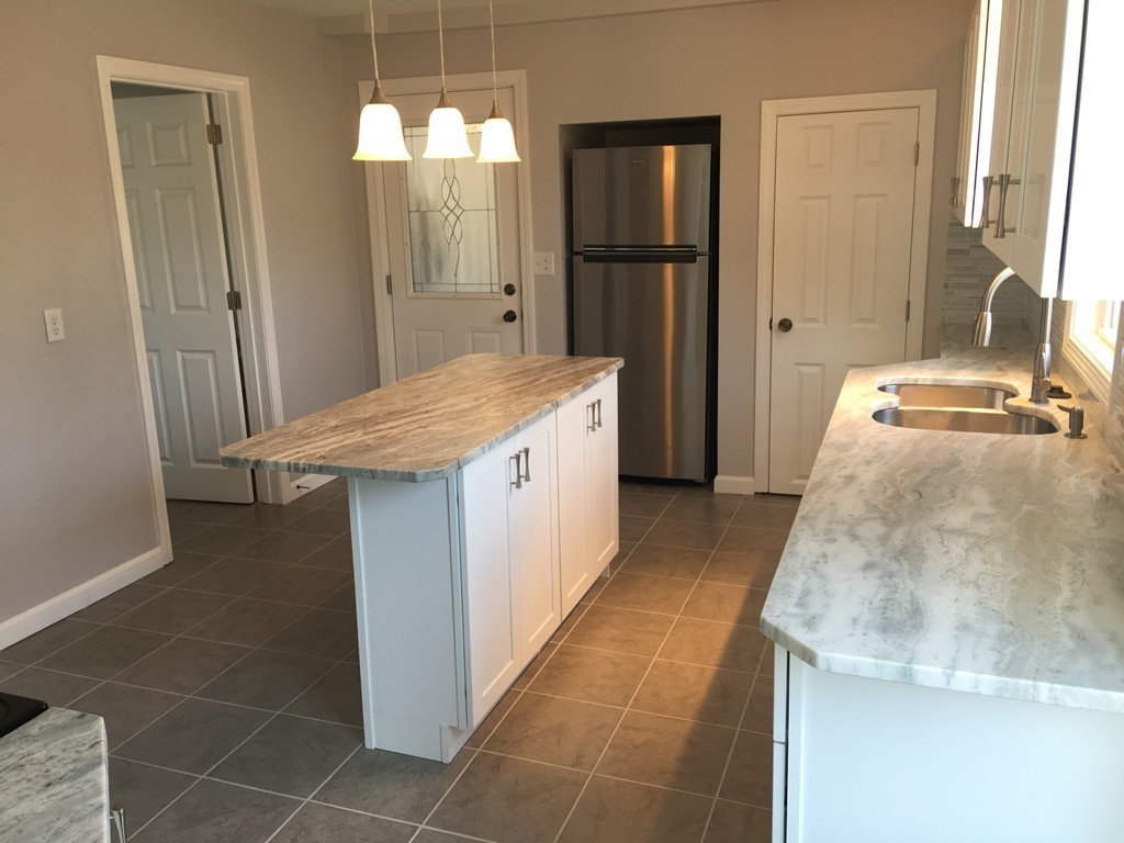 141 West Main Street Ware, MA 01082 - Photo 6 of 22 Gallery Image 6