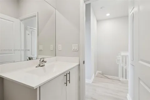$389,900 | 28625 Southwest 132nd Court, Homestead, FL 33033