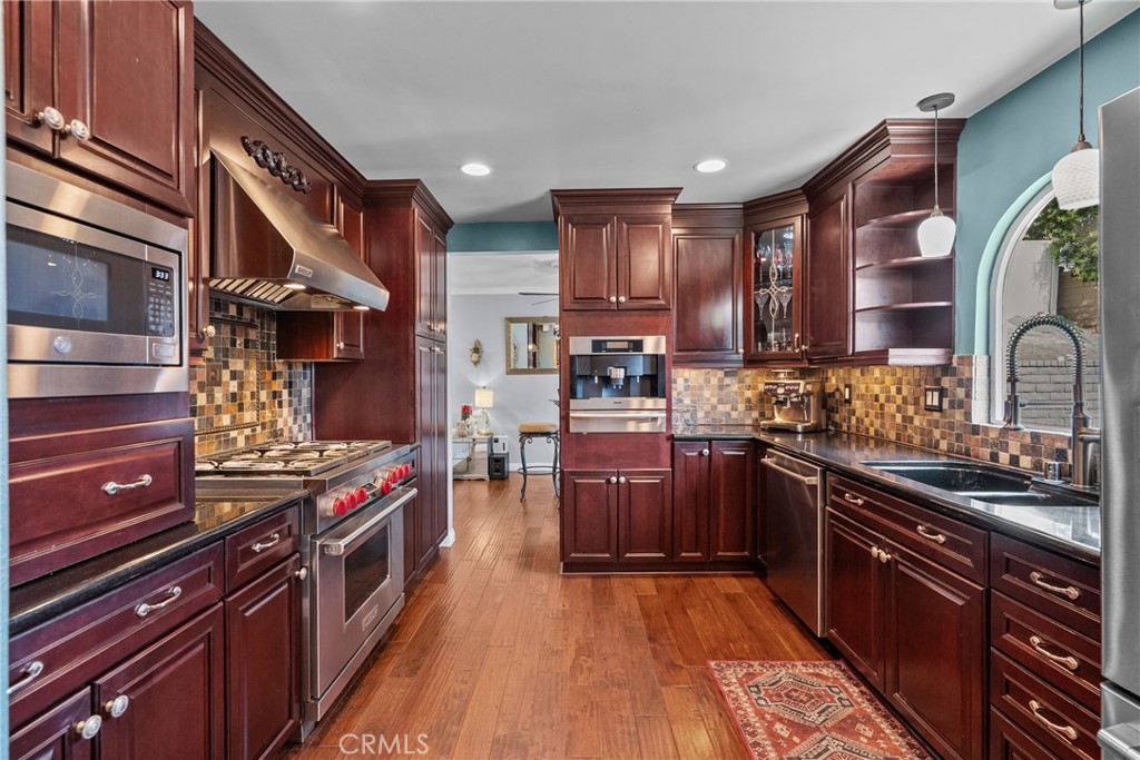 23810 Fambrough Street Newhall, CA 91321 - Photo 30 of 75