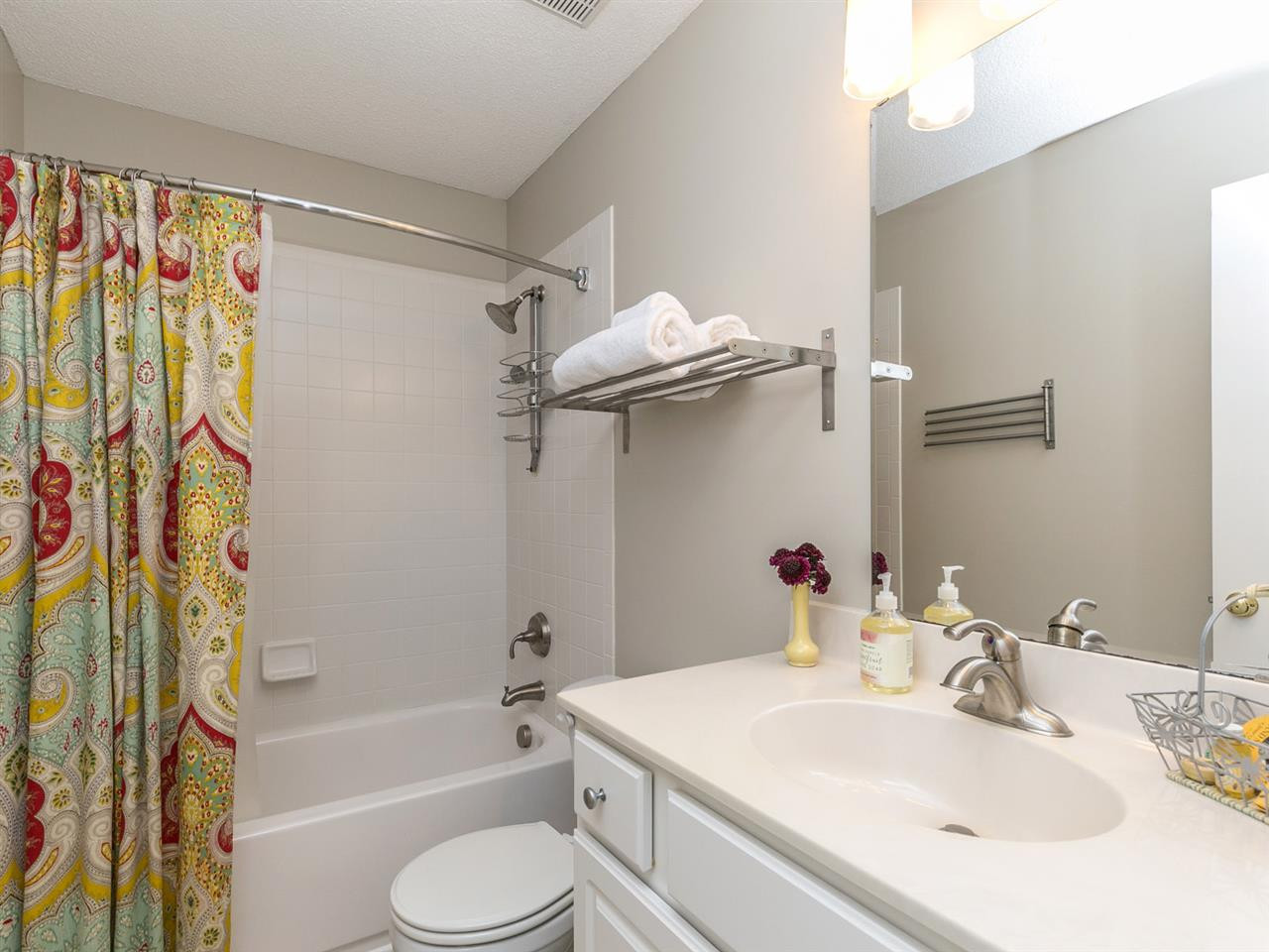 3116 Chancery Place Raleigh, NC 27607 - Photo 7 of 25 Guest Bath