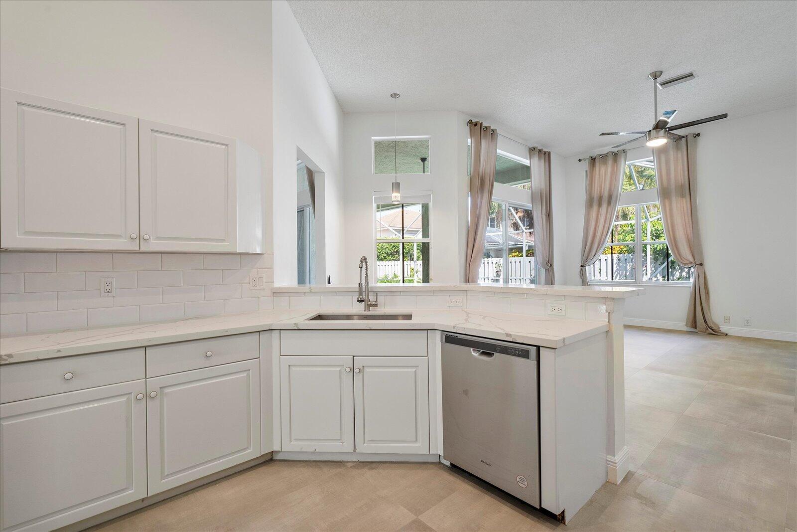 970 Greenwood Road Weston, FL 33327 - Photo 16 of 46 16-970 Greenwood Rd_16