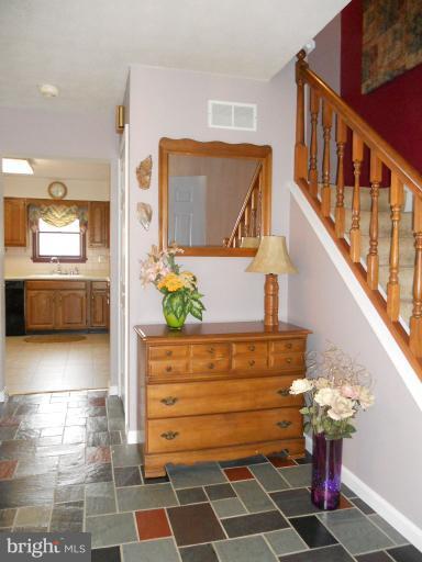 4632 Lower Beckleysville Road Hampstead, MD 21074 - Photo 13 of 27 Interior (General)