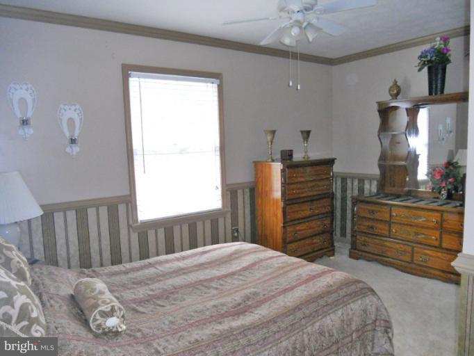 4632 Lower Beckleysville Road Hampstead, MD 21074 - Photo 16 of 27 Bedroom