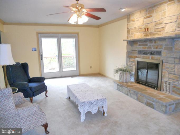 4632 Lower Beckleysville Road Hampstead, MD 21074 - Photo 3 of 27 Family Room