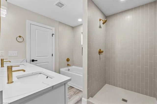 $459,000 | 6716 Planters Drive, High Point, NC 27265