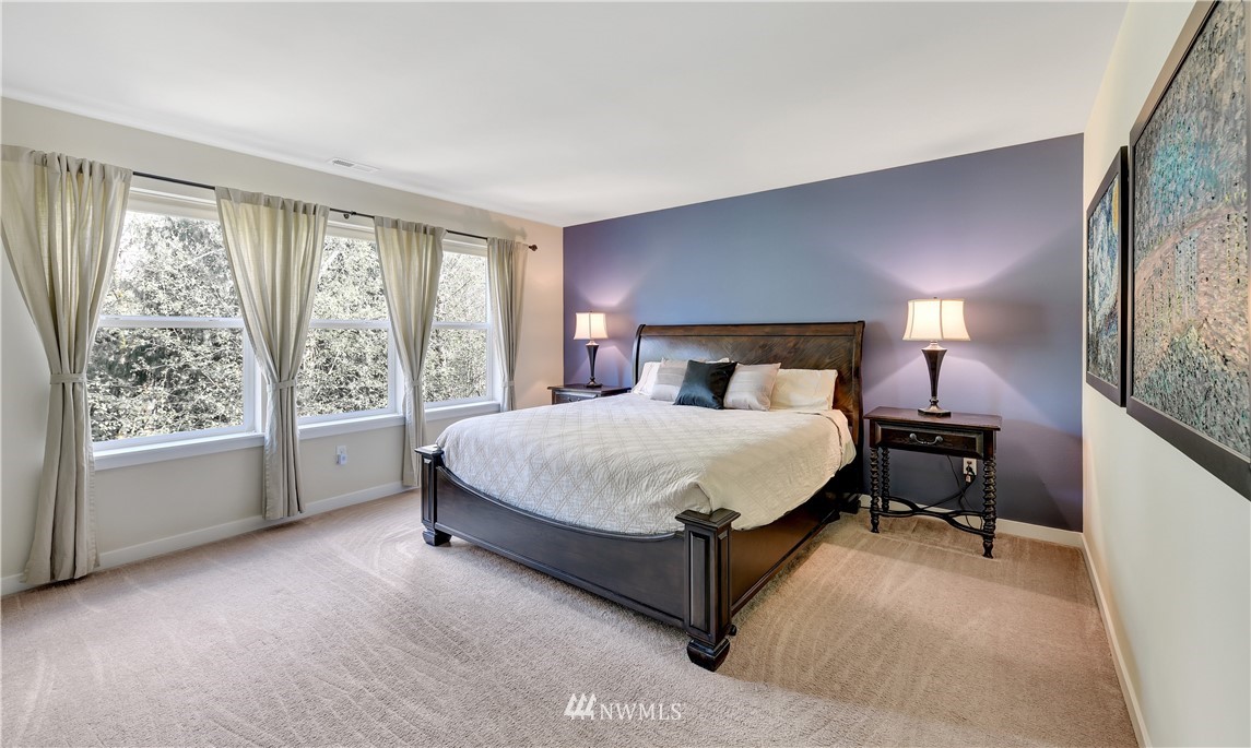 692 Ilwaco Place Northeast Renton, WA 98059 - Photo 12 of 25 Gallery Image 12