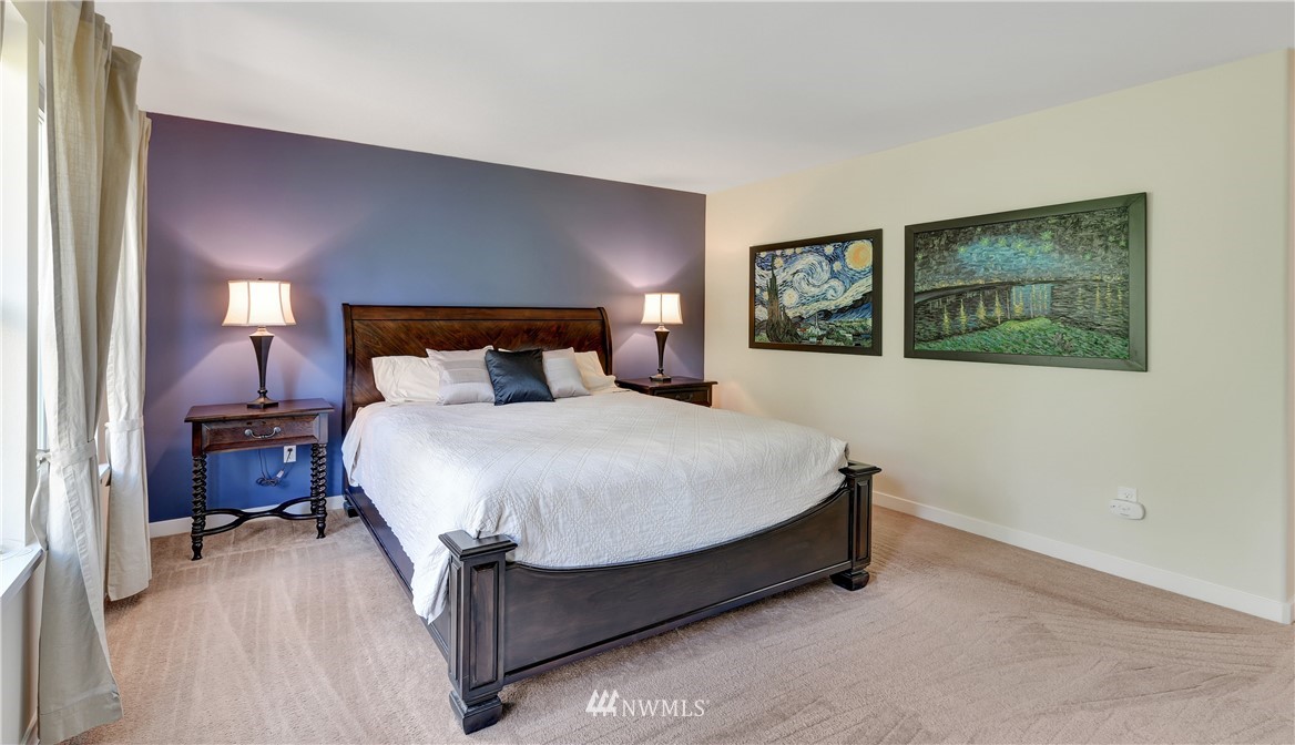 692 Ilwaco Place Northeast Renton, WA 98059 - Photo 13 of 25 Gallery Image 13