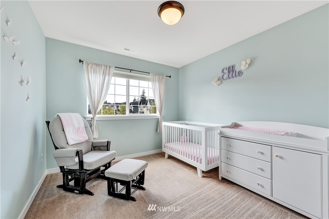 692 Ilwaco Place Northeast Renton, WA 98059 - Photo 18 of 25 Gallery Image 18
