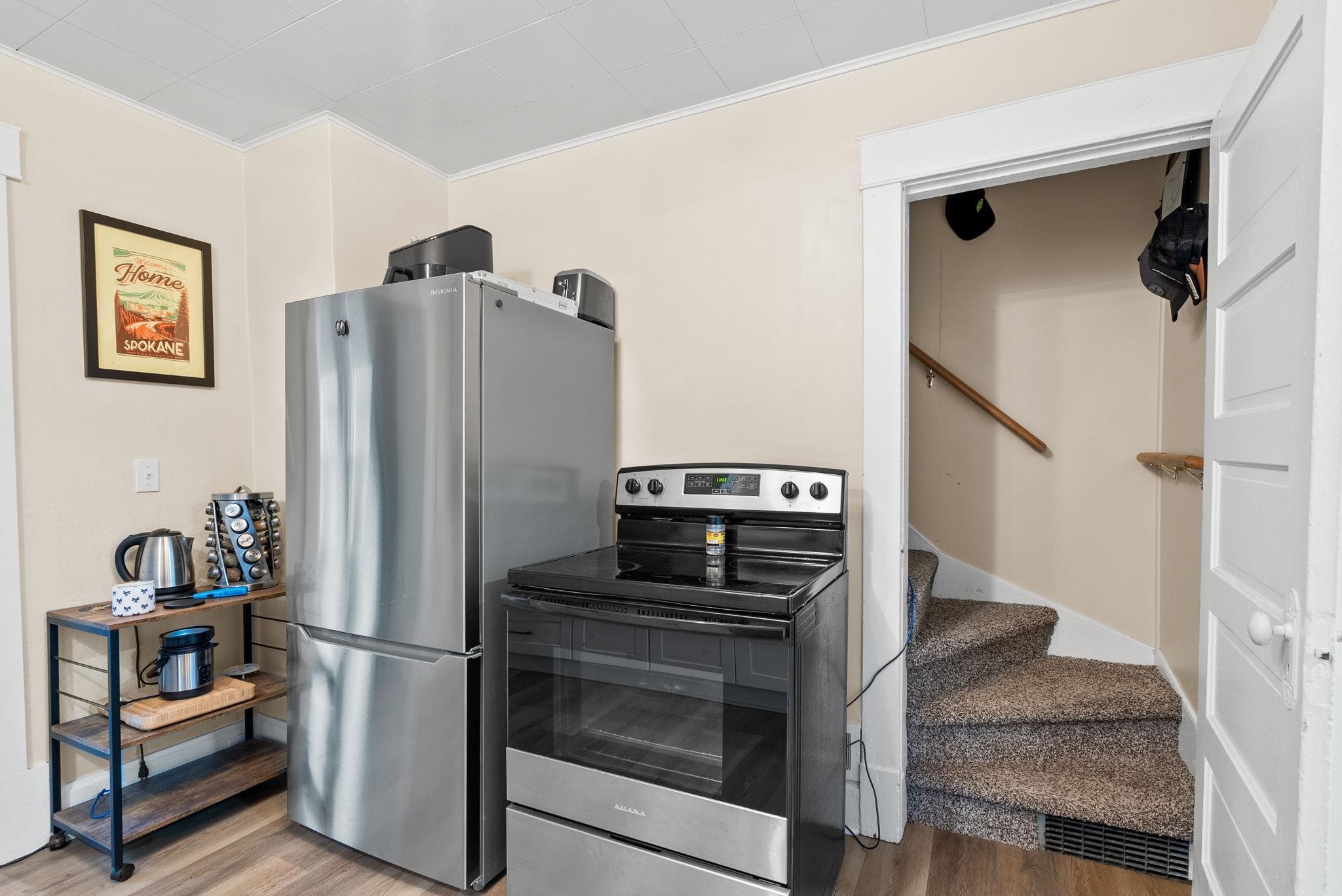 824 East Crown Avenue Spokane, WA 99207 - Photo 13 of 25