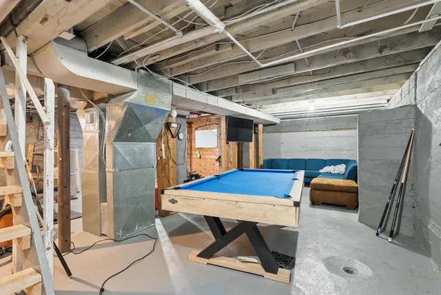 $324,000 | 824 East Crown Avenue, Spokane, WA 99207