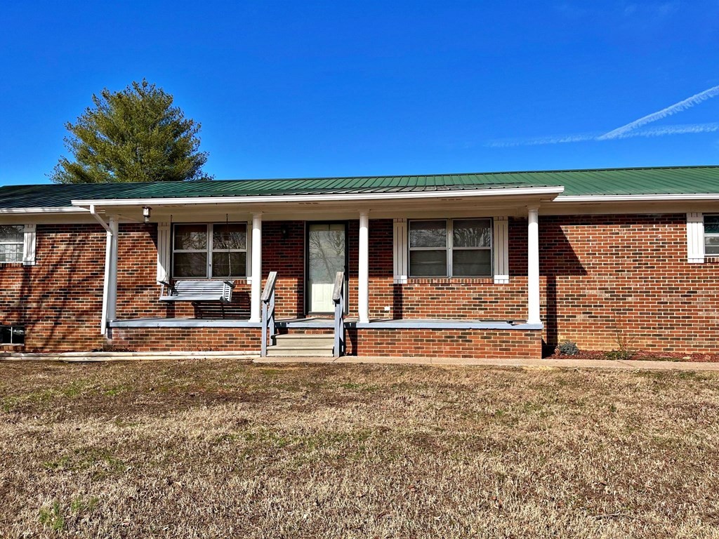 617 Gudger Road Madisonville, TN 37354 - Photo 3 of 52 Gallery Image 3