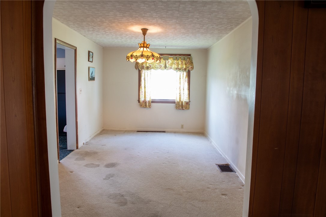55 North Maple Street Warsaw, NY 14569 - Photo 11 of 33 Dining room