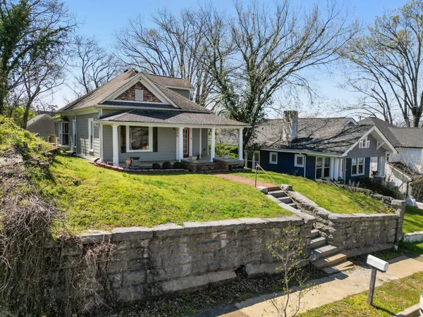 $2,300 | 1906 Vine Street, Chattanooga, TN 37404