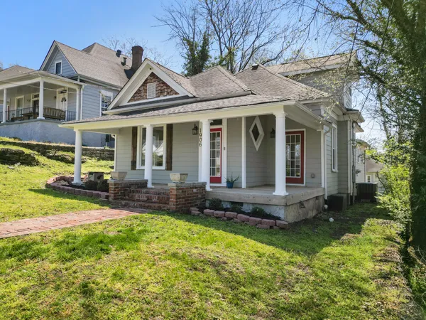 $2,300 | 1906 Vine Street, Chattanooga, TN 37404