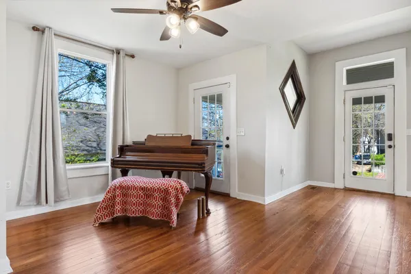 $2,300 | 1906 Vine Street, Chattanooga, TN 37404