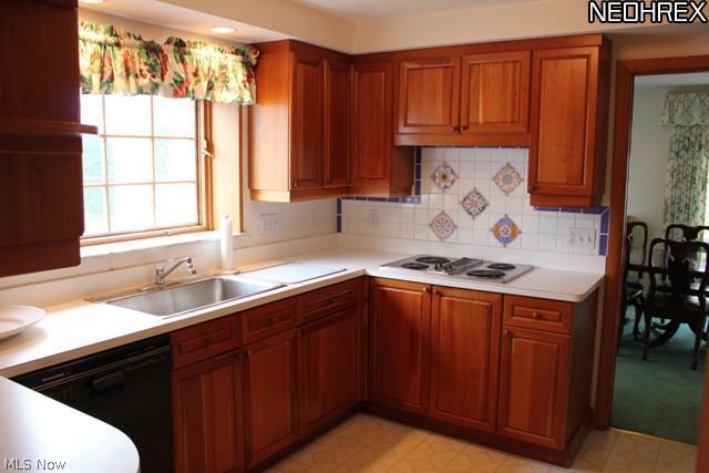 23819 Shelburne Road Shaker Heights, OH 44122 - Photo 7 of 20 Gallery Image 7