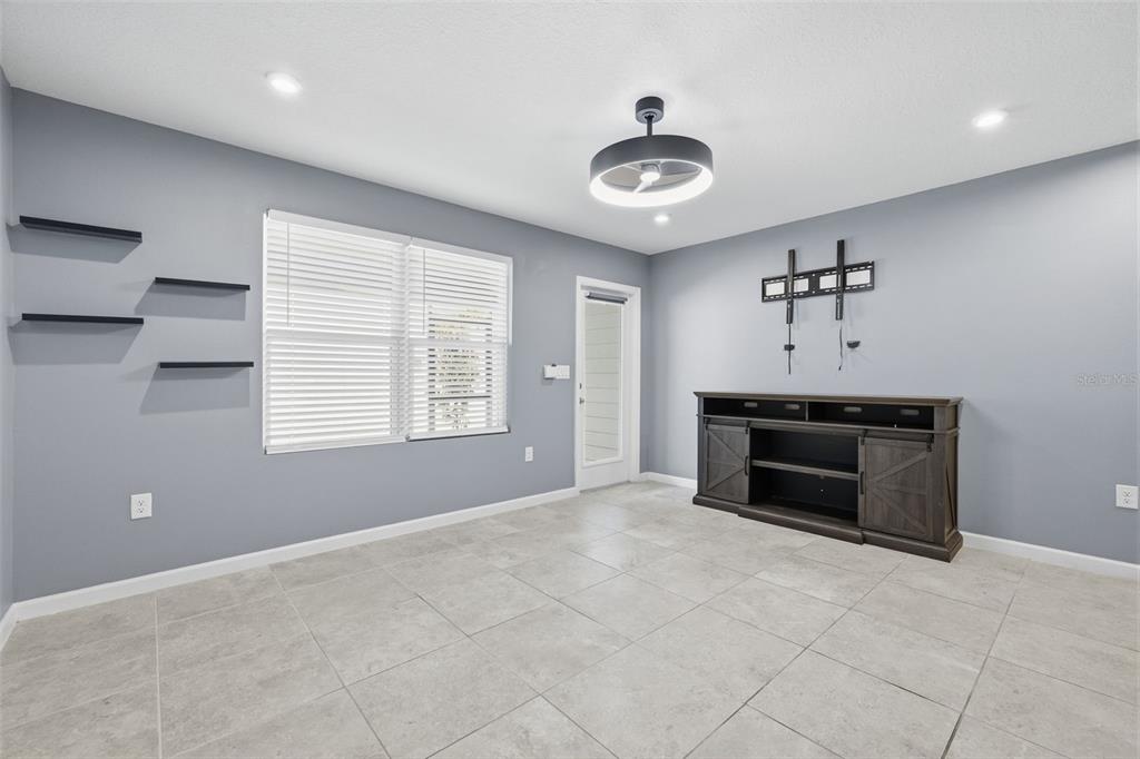 11385 Spectacled Drive New Port Richey, FL 34654 - Photo 6 of 27