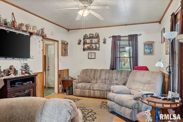 $81,900 | 2028 North Peoria Road, Springfield, IL 62702