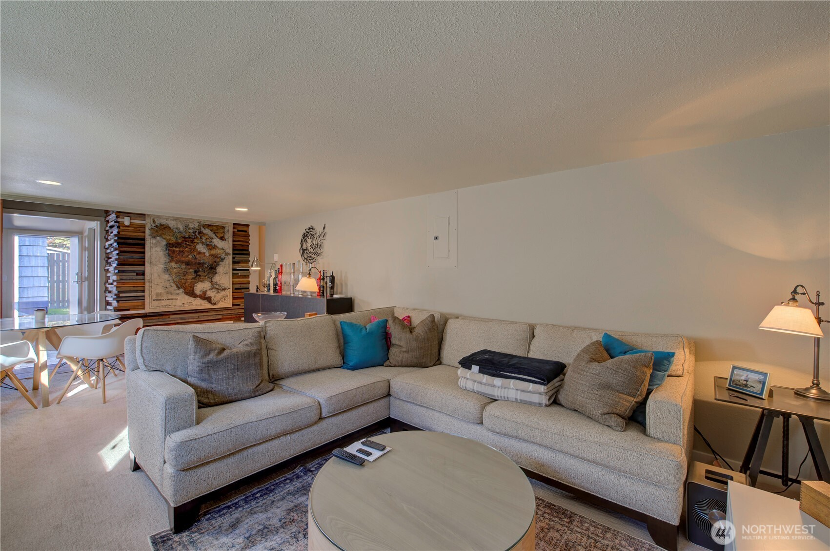1115 34 Street Seaview, WA 98644 - Photo 24 of 31 a living room with furniture and a couch