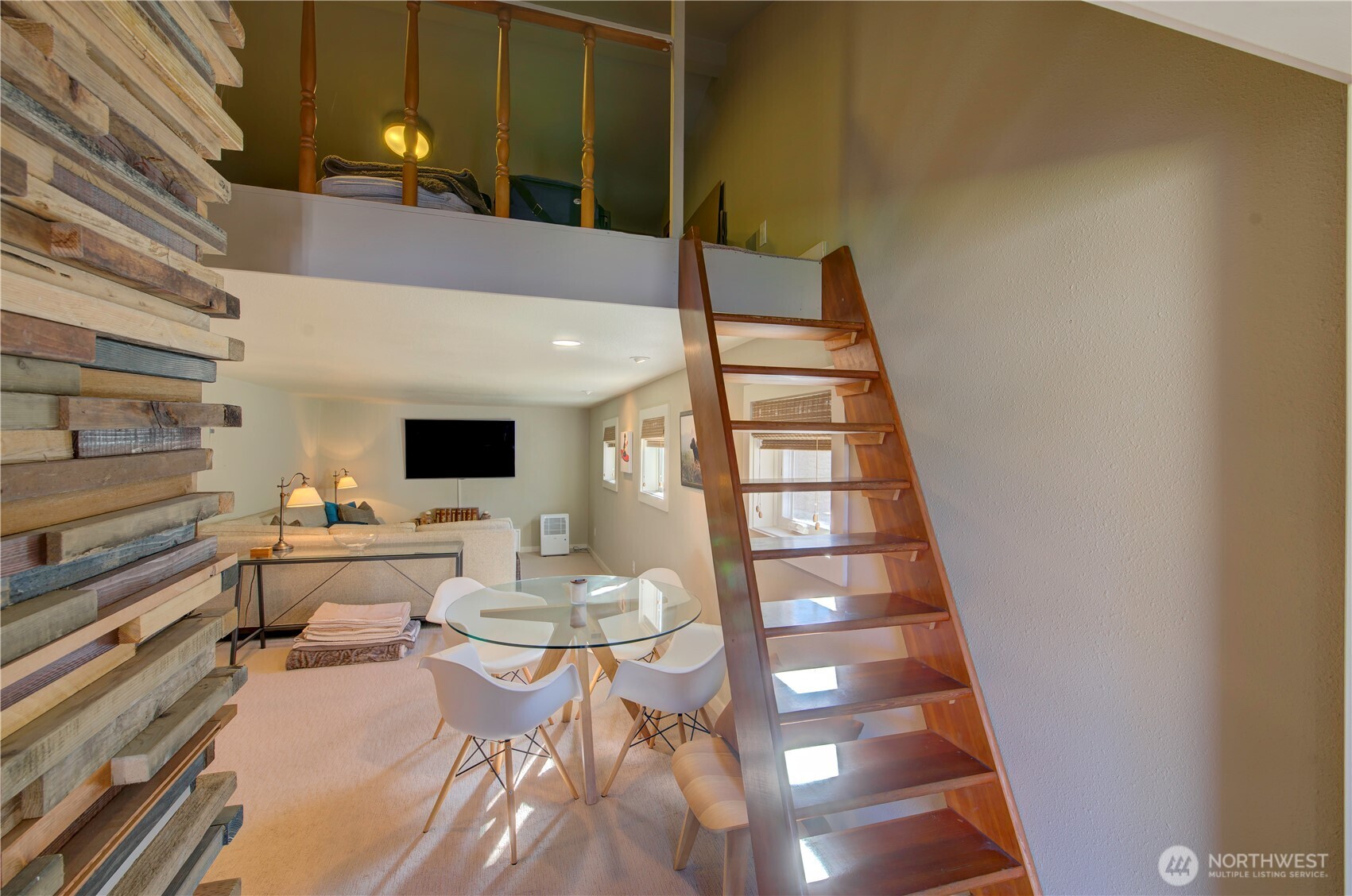 1115 34 Street Seaview, WA 98644 - Photo 25 of 31 a view of livingroom and dining room with furniture