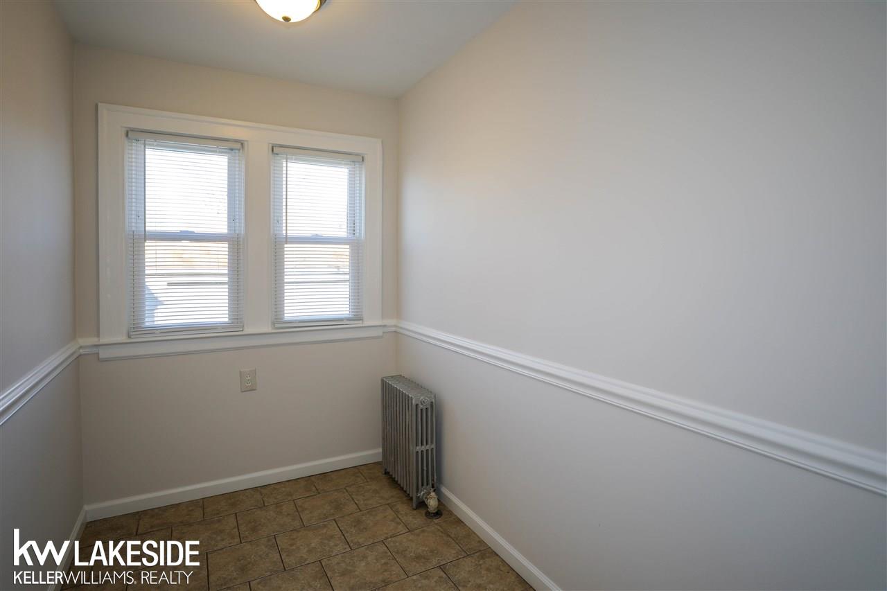 478 Cloverly Road Grosse Pointe Farms, MI 48236 - Photo 17 of 33