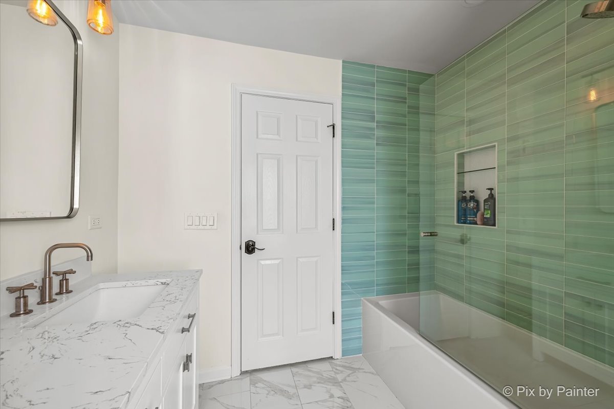 1148 West Whytecliff Road Palatine, IL 60067 - Photo 29 of 70