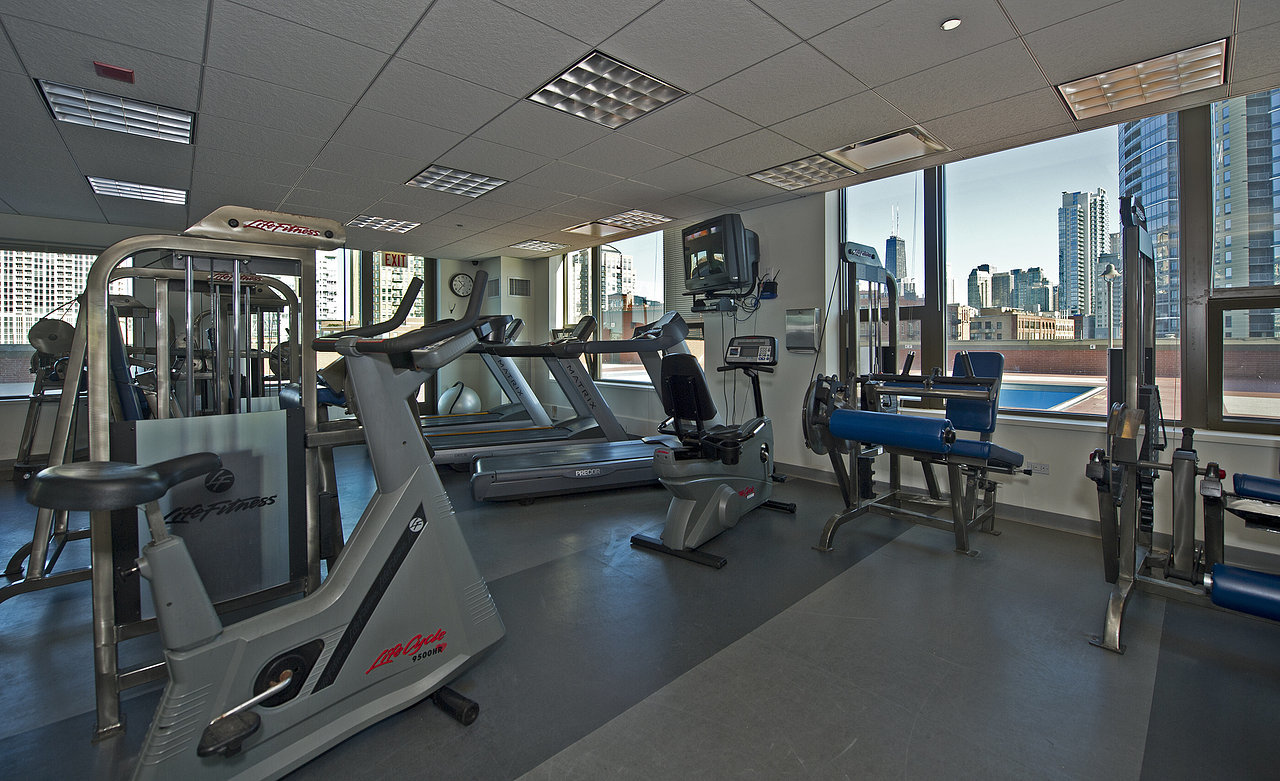 501 North Clinton Street, Unit 2001 Chicago, IL 60654 - Photo 18 of 37