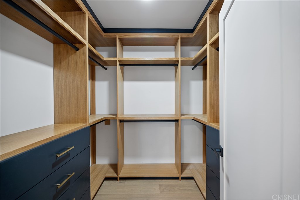 13151 Morrison Street Sherman Oaks, CA 91423 - Photo 23 of 26 a view of an empty walk in closet