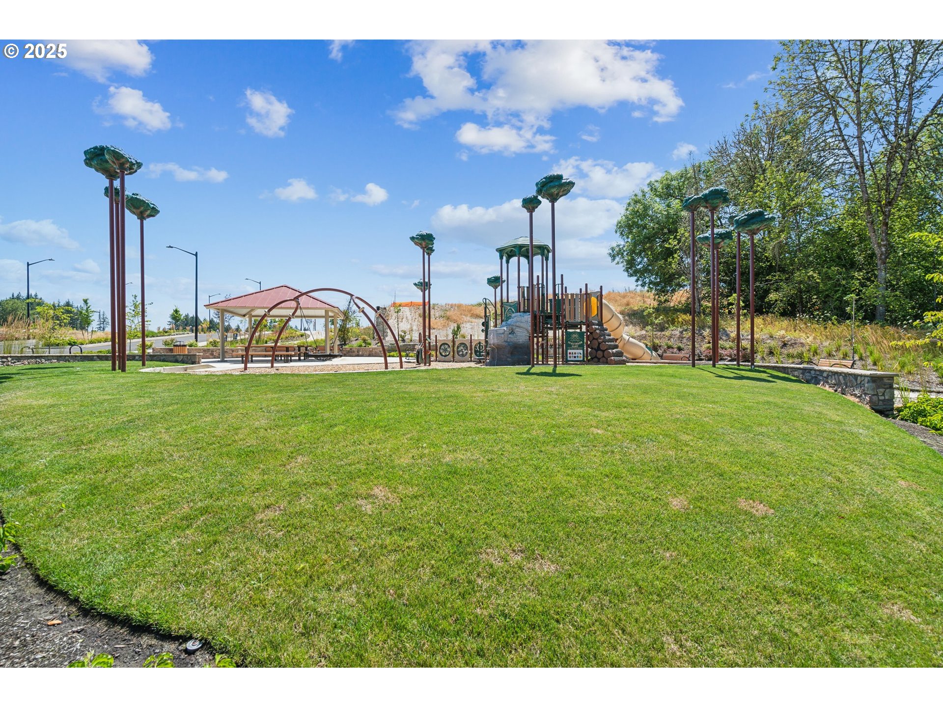 15066 Southwest 165th Avenue Tigard, OR 97224 - Photo 23 of 24 a view of a volley ball court