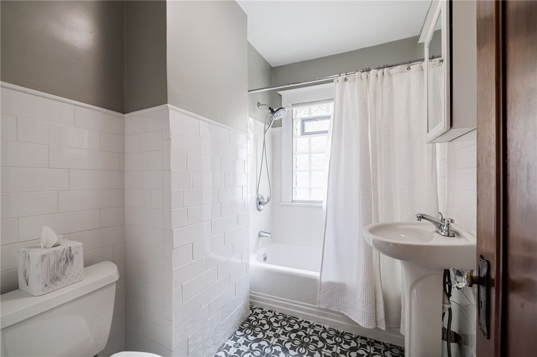115 Ferris Street Rochester, NY 14609 - Photo 26 of 33