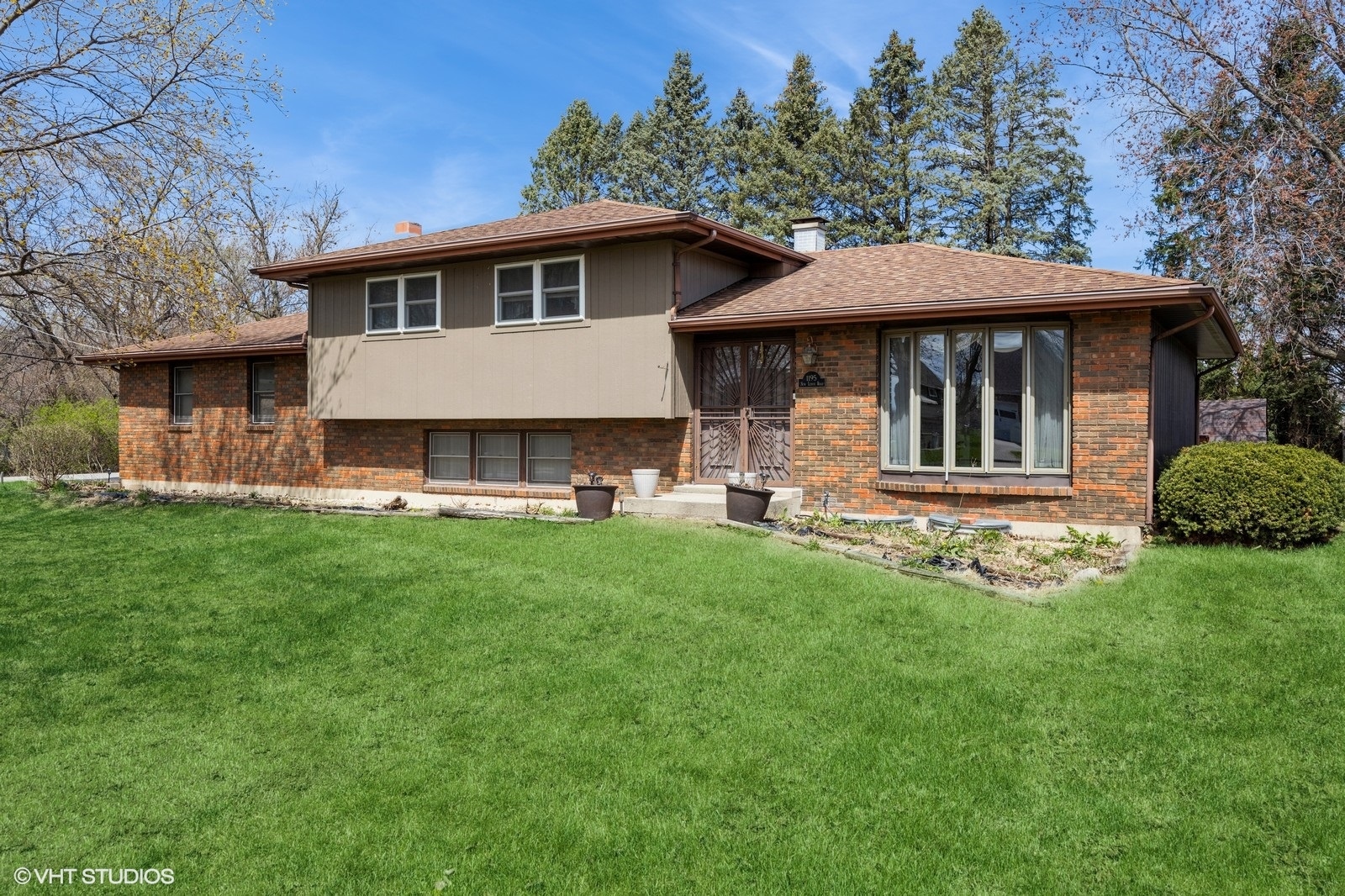 1195 New Lenox Road Joliet, IL 60433 - Photo 1 of 25 Gallery Image 1