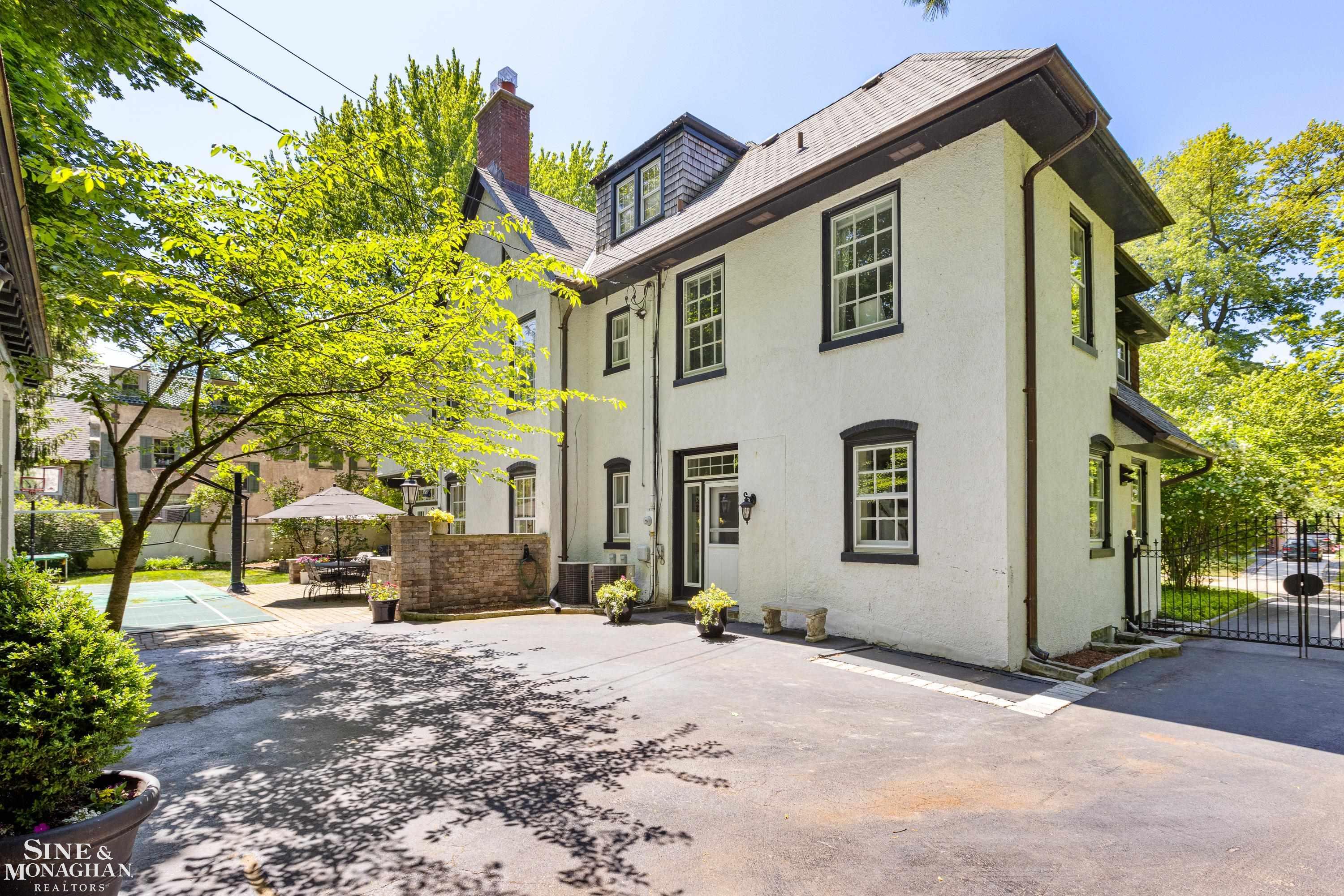 30 Beverly Road Grosse Pointe, MI 48236 - Photo 61 of 80 50110404-60.JPG